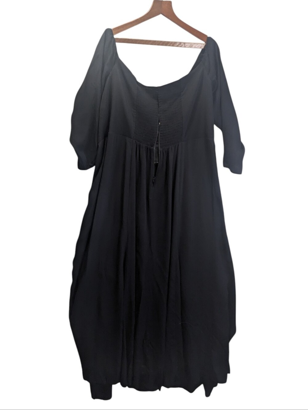Reformation Black Off-Shoulder Smocked Maxi Dress Size US 18  FLAW